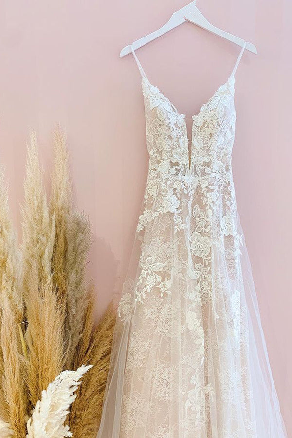 Stunning Long A-Line Spaghetti Straps Tulle Lace Wedding Dress-showprettydress