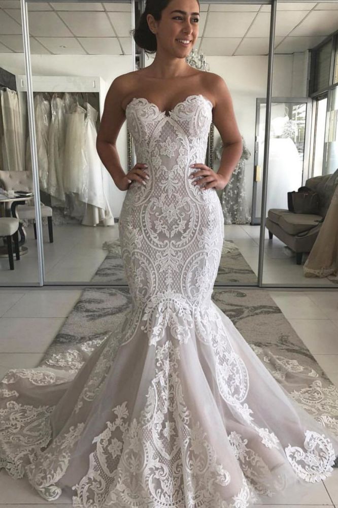 Stunning Sweetheart Ivory Mermaid Lace Wedding Dress Online-showprettydress