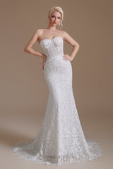 Sweetheart Detachable Bubble Sleeves Lace Mermaid Wedding Dress | Showprettydress Design-showprettydress
