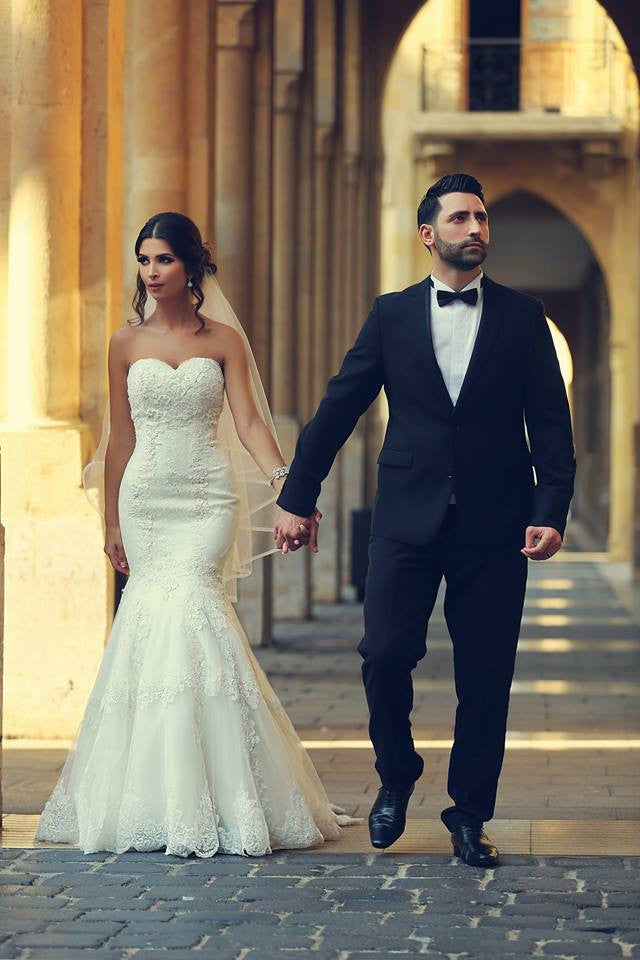 Sweetheart White Lace Modern Mermaid Bridal Gown Latest Sweep Train Lace Up Plus Size Wedding Dresses-showprettydress
