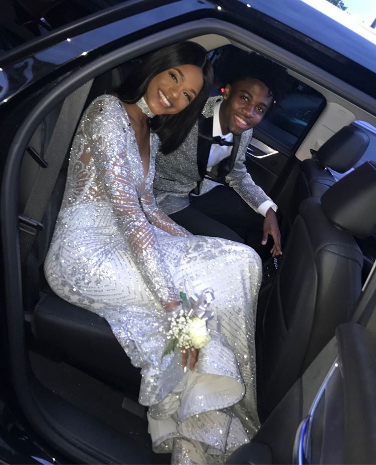 Unique V-Neck Long Sleevess Sequins Mermaid Floor-Length Prom Dresses-showprettydress