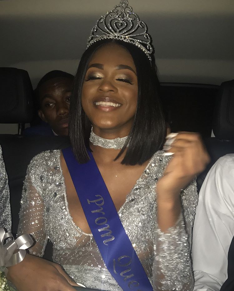 Unique V-Neck Long Sleevess Sequins Mermaid Floor-Length Prom Dresses-showprettydress