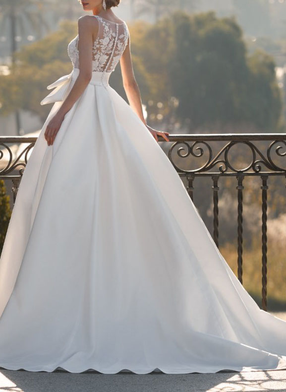 V-Neck Lace Satin Ball-Gown Wedding Dresses-Showprettydress