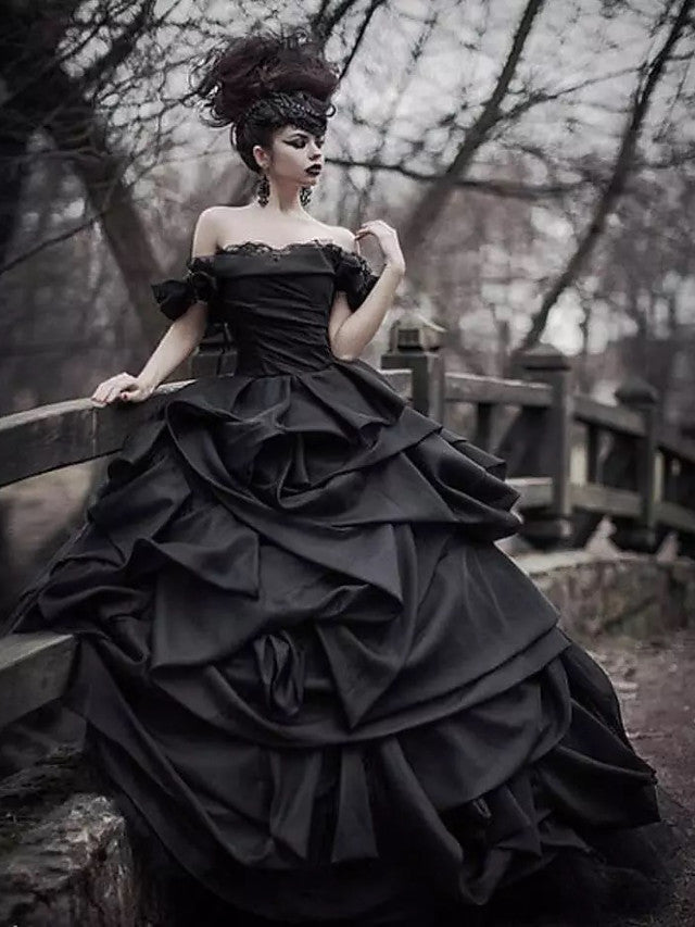 Vintage Black princess wedding dresses with Luxurious Ruffless-showprettydress