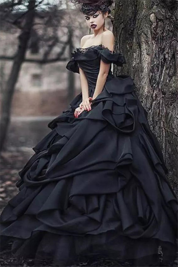 Vintage Black princess wedding dresses with Luxurious Ruffless-showprettydress