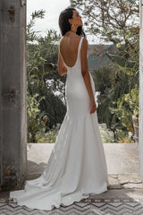 White Casual Wedding Dress With Train Bateau Neck Sleeveless Sexy Backless Satin Fabric Mermaid Bridal Gowns-showprettydress