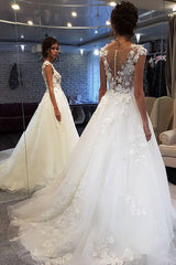 White Long A-line Tulle Lace Appiliques Wedding Dresses-showprettydress