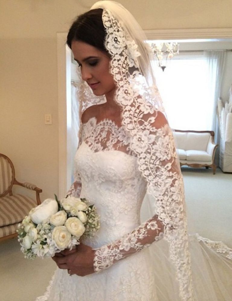 White Off the shoulder Lace Long Sleeves Bridal Gowns Sheath Simple Custom Made Wedding Dresses-showprettydress