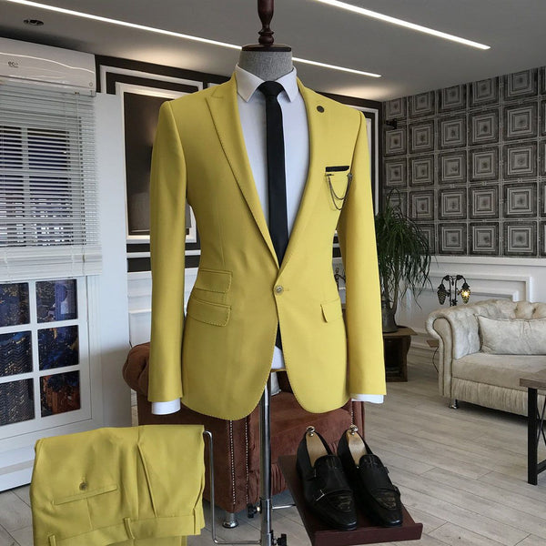 Yellow Peaked Lapel One Button 3 Flaps Men's Prom Suits-showprettydress